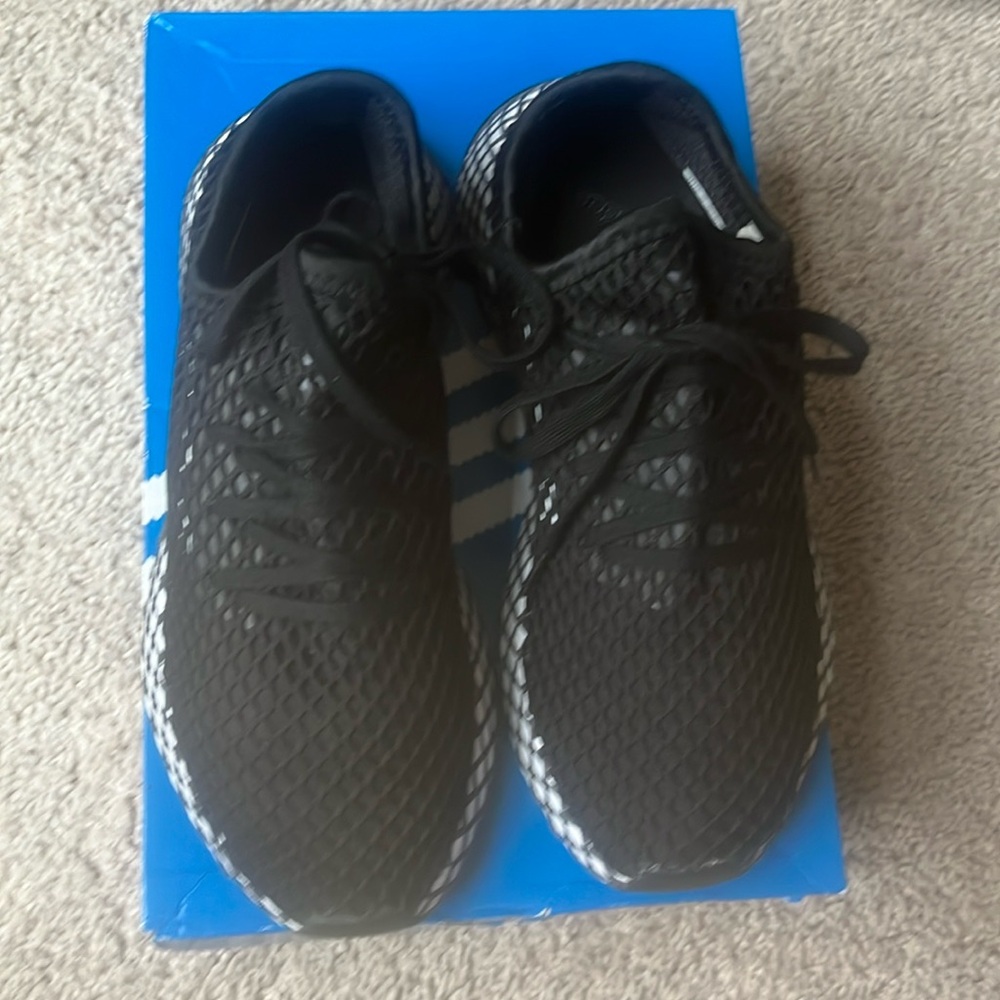 Adidas Deerupt Runner J! Worn once!